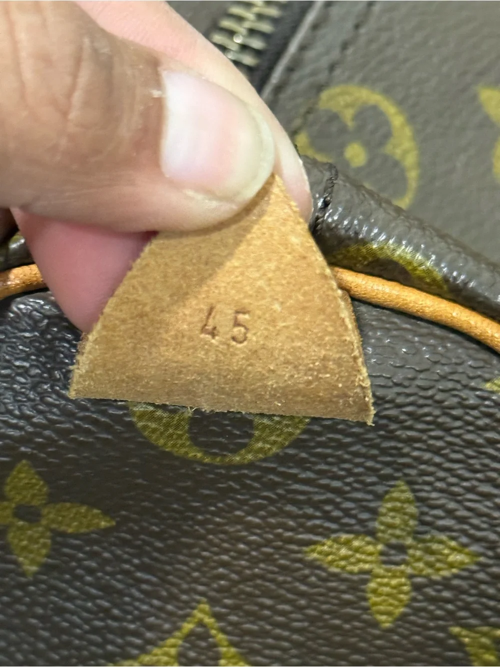 Authentic Louis Vuitton Keepall 45 w/ lock, key, tag, & buckle